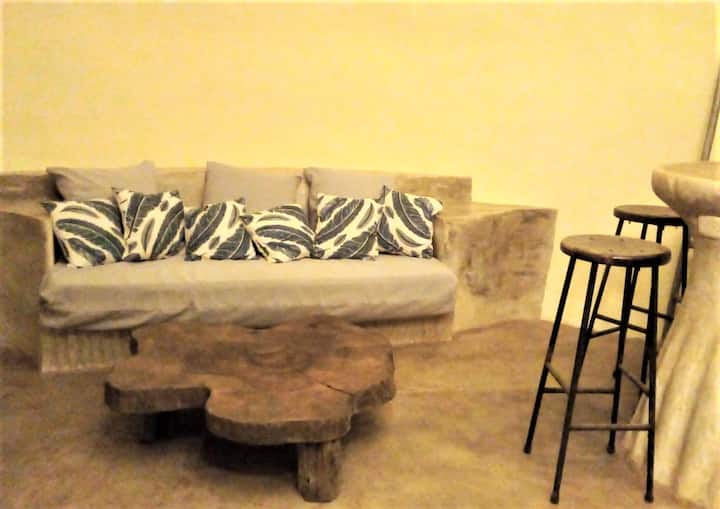 全屋手工装饰混凝土，沙发床