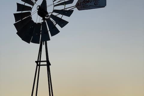 The Windmill's View -Best view of Mariposa!