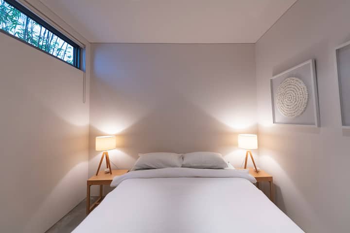 Queen Room with ensuite