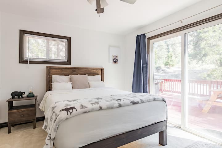 Დედოფლის საძინებელი ტერასაზე გადასაფარებლით