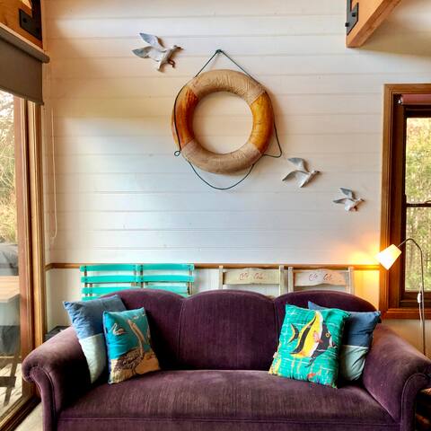 Nobby’s Rest - cute and quirky beach cottage
