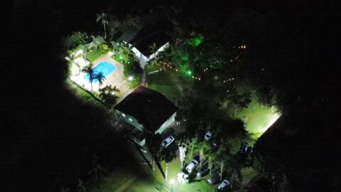 Chácara Beach Tennis Club 6 Suites !