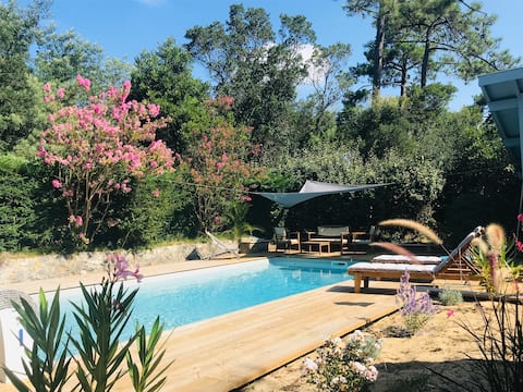 Beautiful villa with pool near the beach