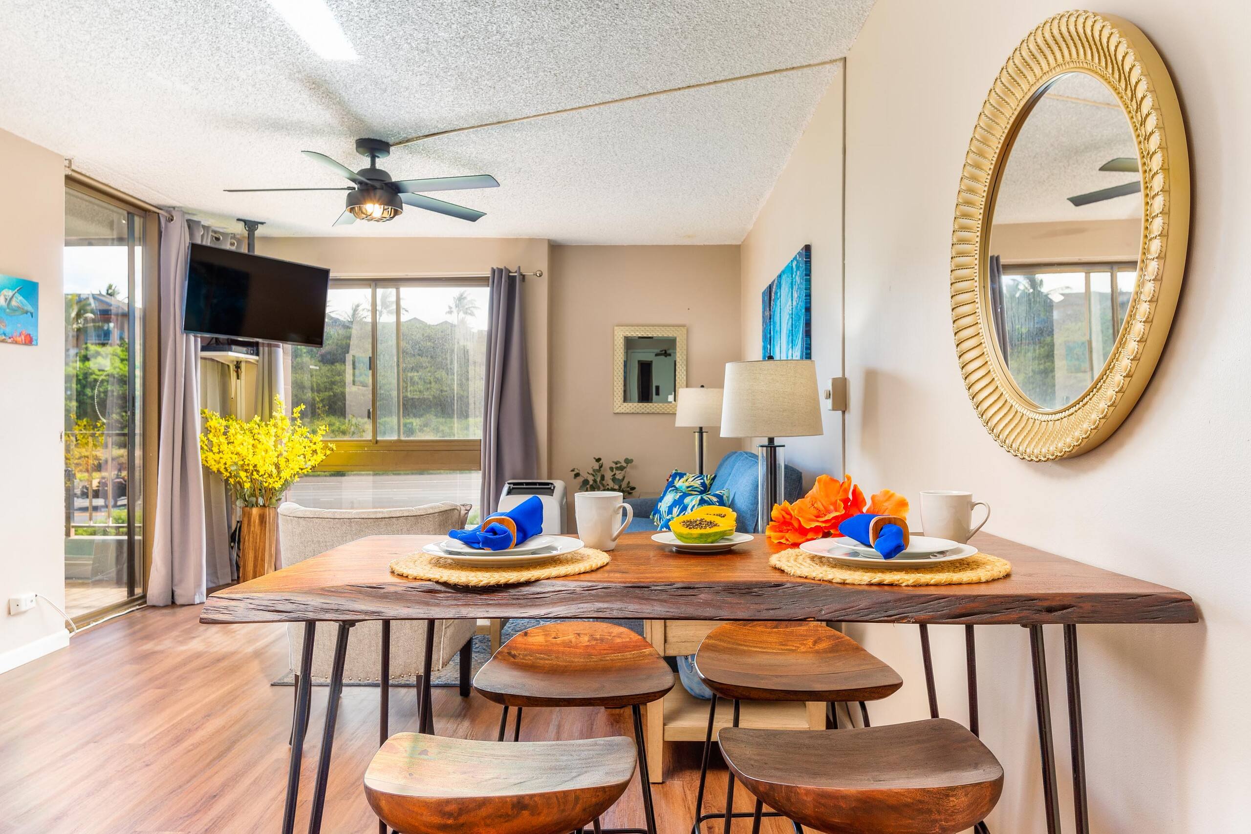 Condo in Lahaina · ★4.63 · 1 bedroom · 2 beds · 1 bath - Image 1