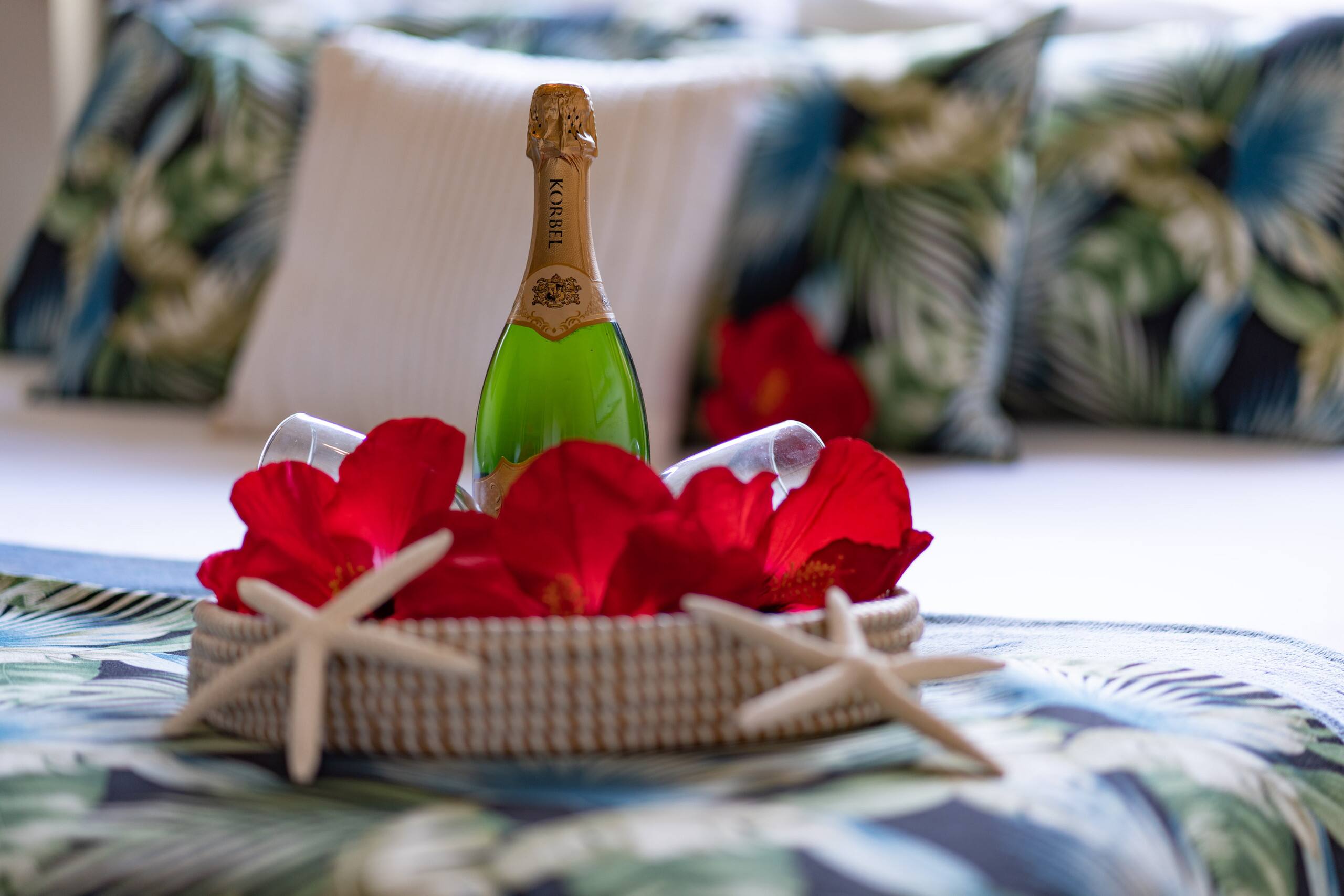 Condo in Lahaina · ★4.63 · 1 bedroom · 2 beds · 1 bath - Image 13