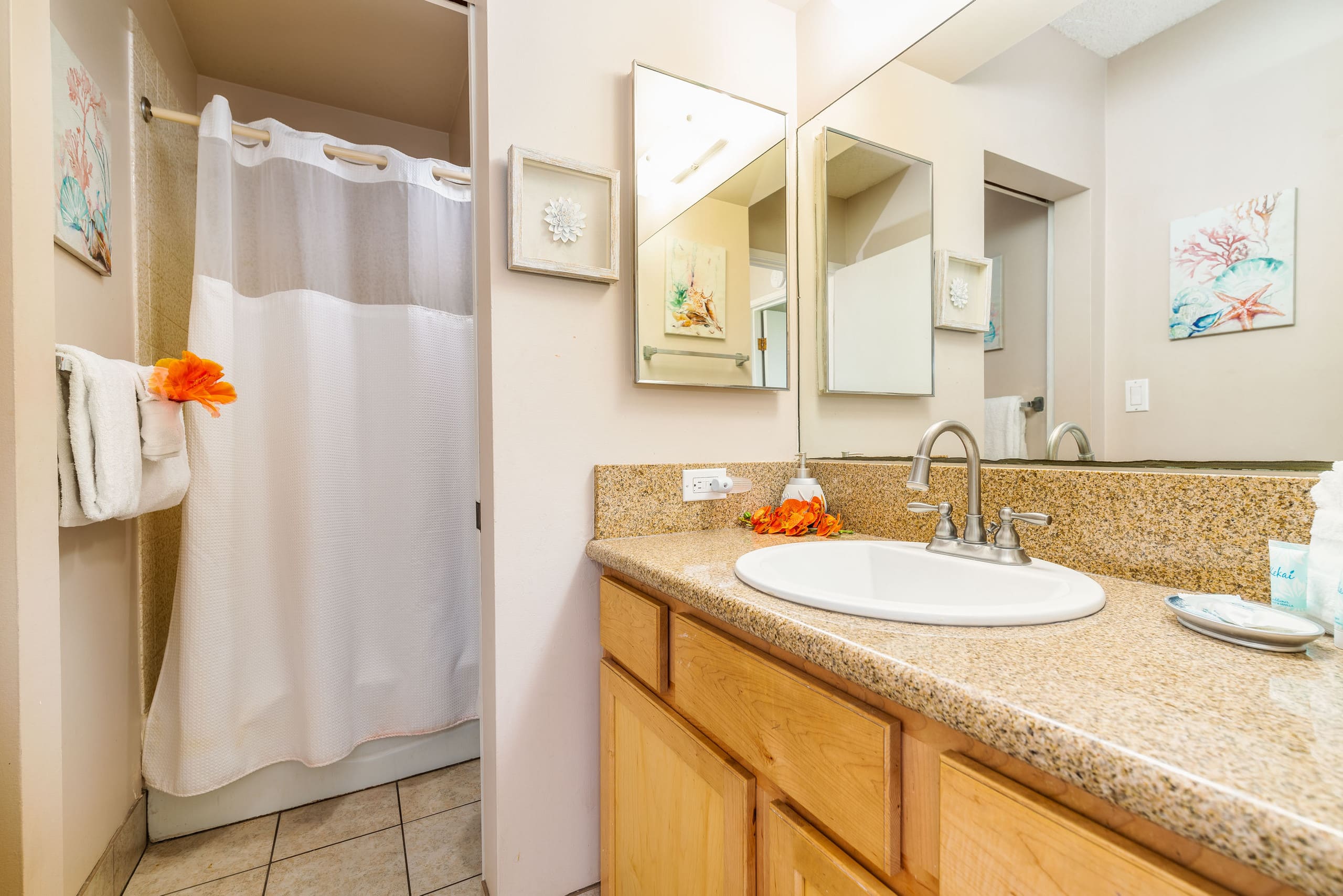 Condo in Lahaina · ★4.63 · 1 bedroom · 2 beds · 1 bath - Image 14