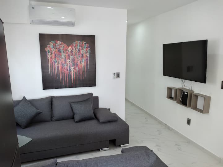 Всекидневна 1