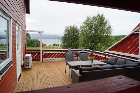 Cozy house in Lesund