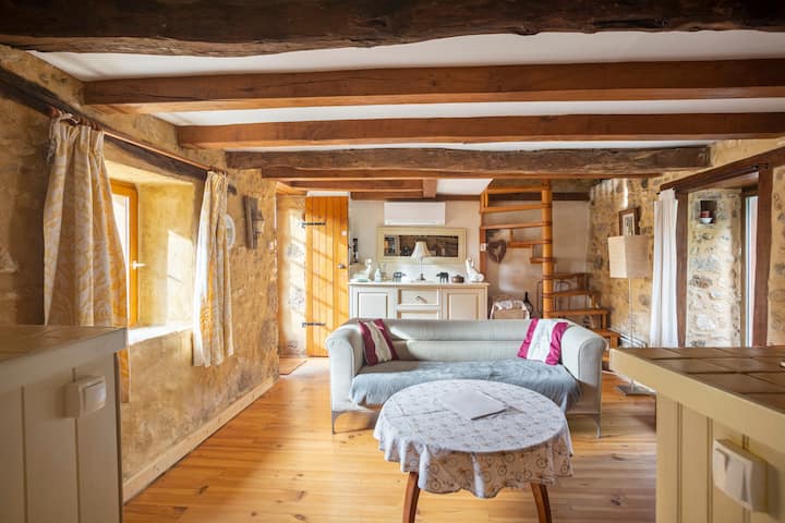 Gîte Basile 3* 2p, Spa Privé, Périgord Noir - Dordogne