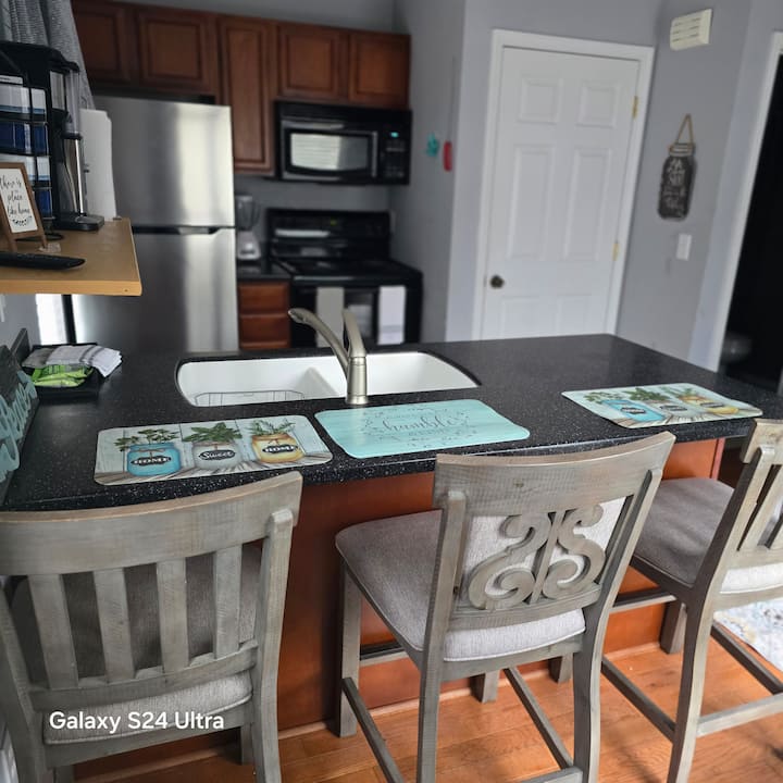 Your Home Away From Home In Lake Carolina - Ridgeway, SC