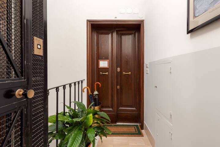 New Apartment Sistina 2, Roma gallery image 4