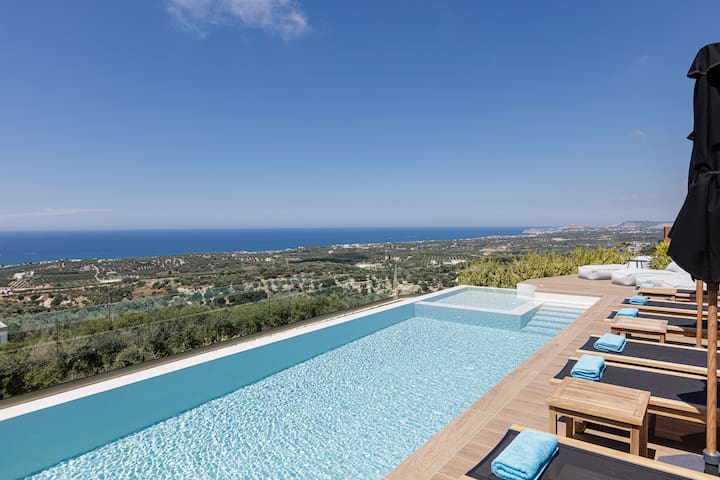 Villa Tina Relaxing Stay with Scenic Sea Views