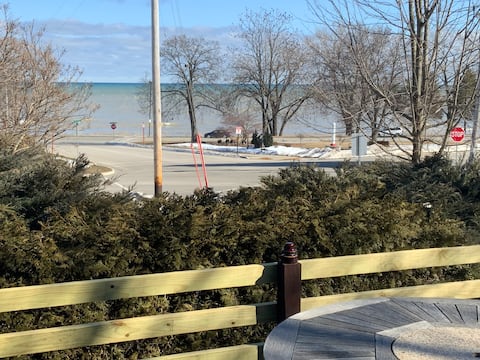 Beachview Getaway in Sheboygan