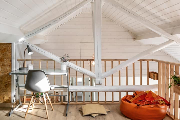 Mezanine - pracovný priestor