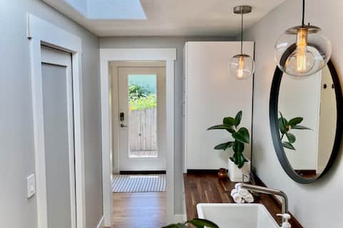 Serene South Hills Studio