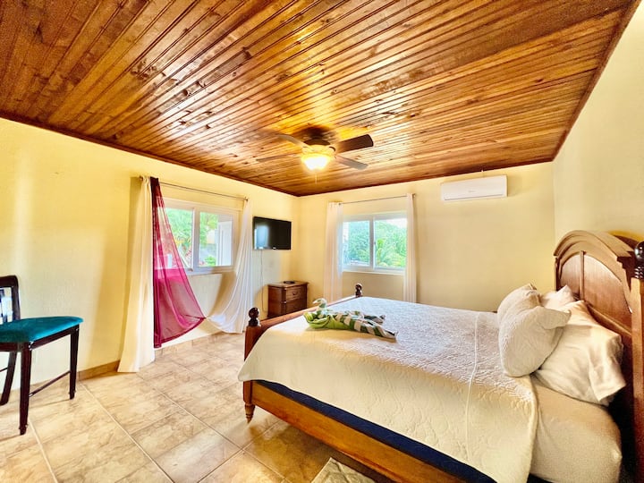 West End Condo Vacation Rentals Bay Islands Department, Honduras Airbnb