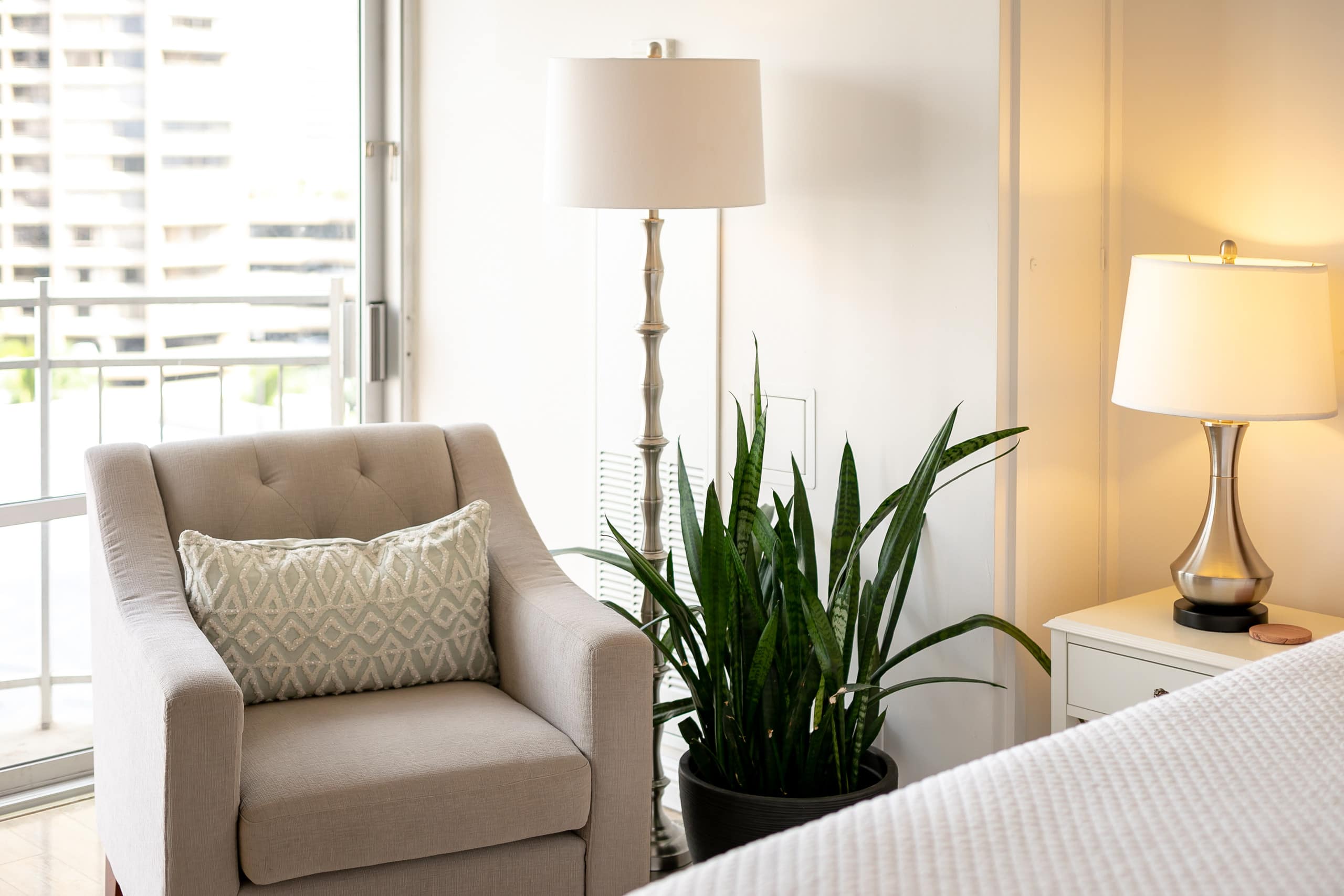 Condo in Honolulu · ★4.79 · Studio · 1 bed · 1 private bath - Image 3