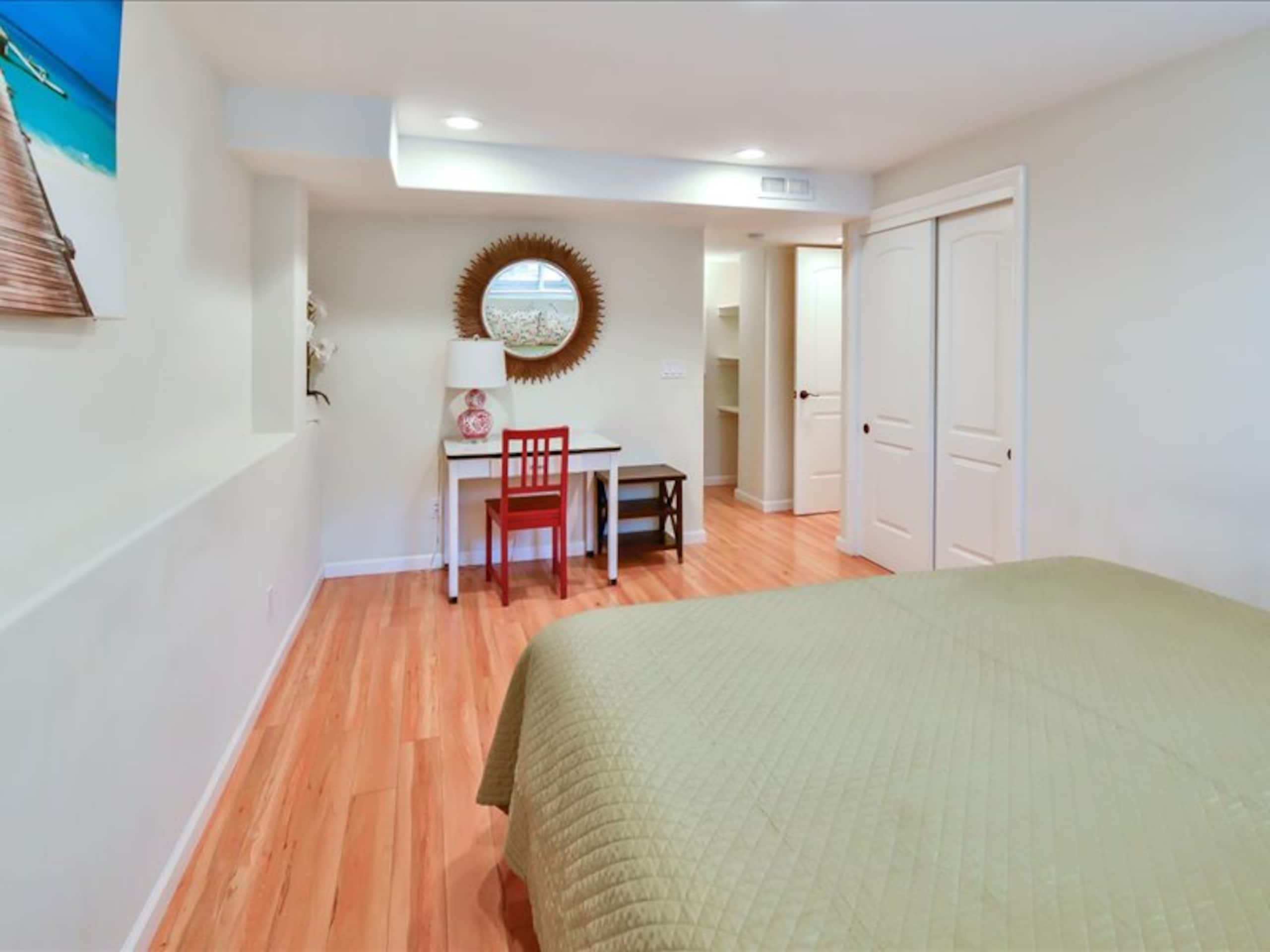 Home in San Francisco · ★4.84 · 2 bedrooms · 2 beds · 2 baths - Image 24