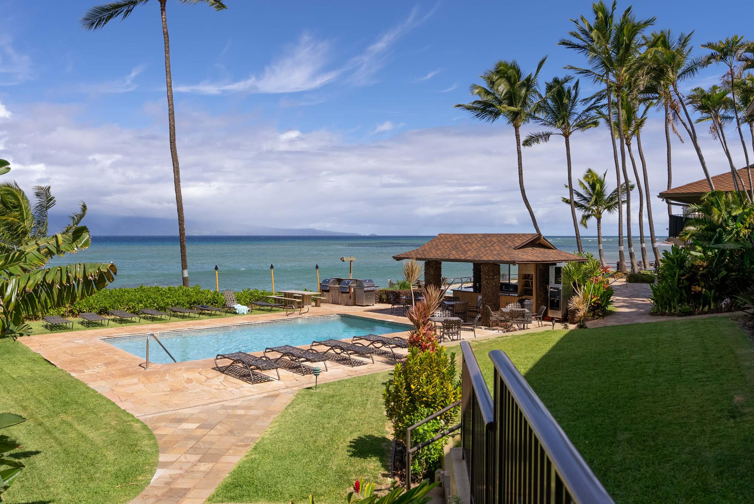 Condo in Lahaina · ★4.96 · 3 bedrooms · 3 beds · 2.5 baths - Image 72