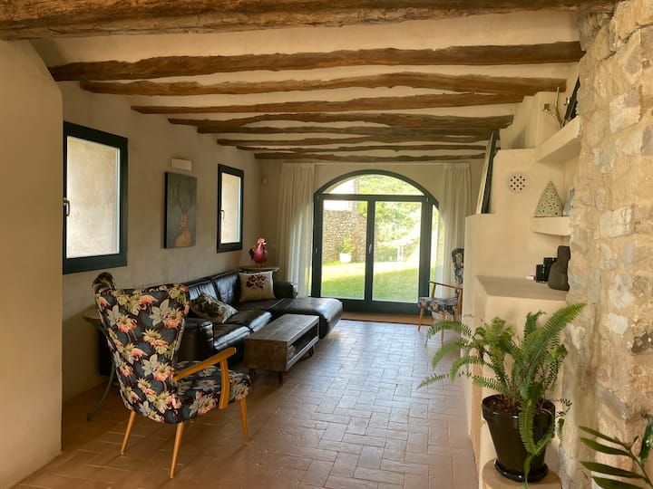 Luxurious Spanish Villa Surrounded By Nature - Besalú