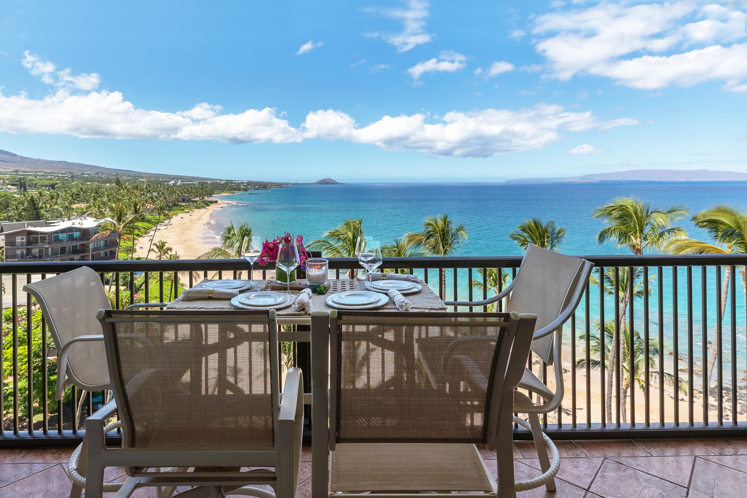 Condo in Kihei · ★4.96 · 2 bedrooms · 2 beds · 2 baths - Image 4