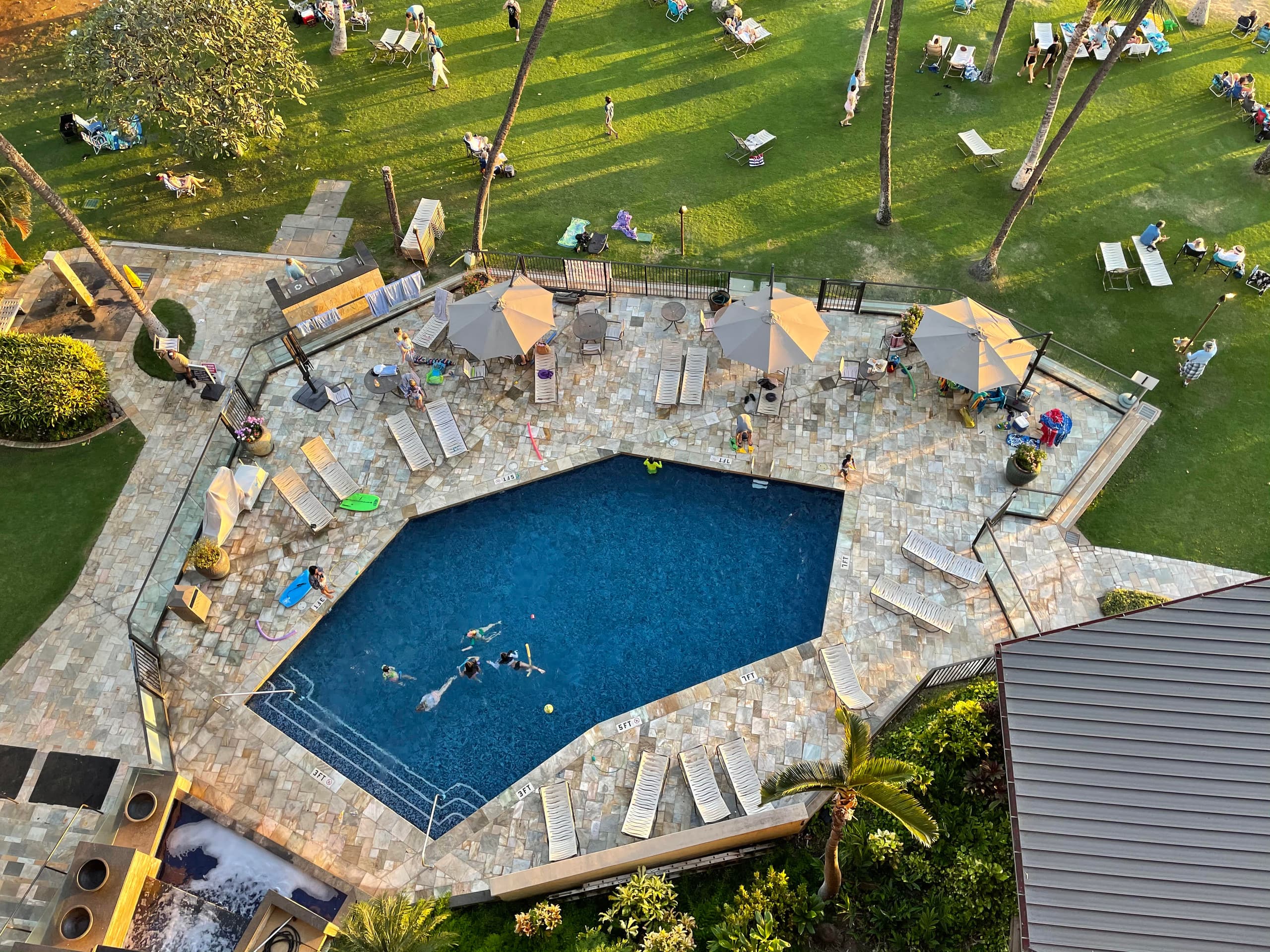 Condo in Kihei · ★4.96 · 2 bedrooms · 2 beds · 2 baths - Image 44