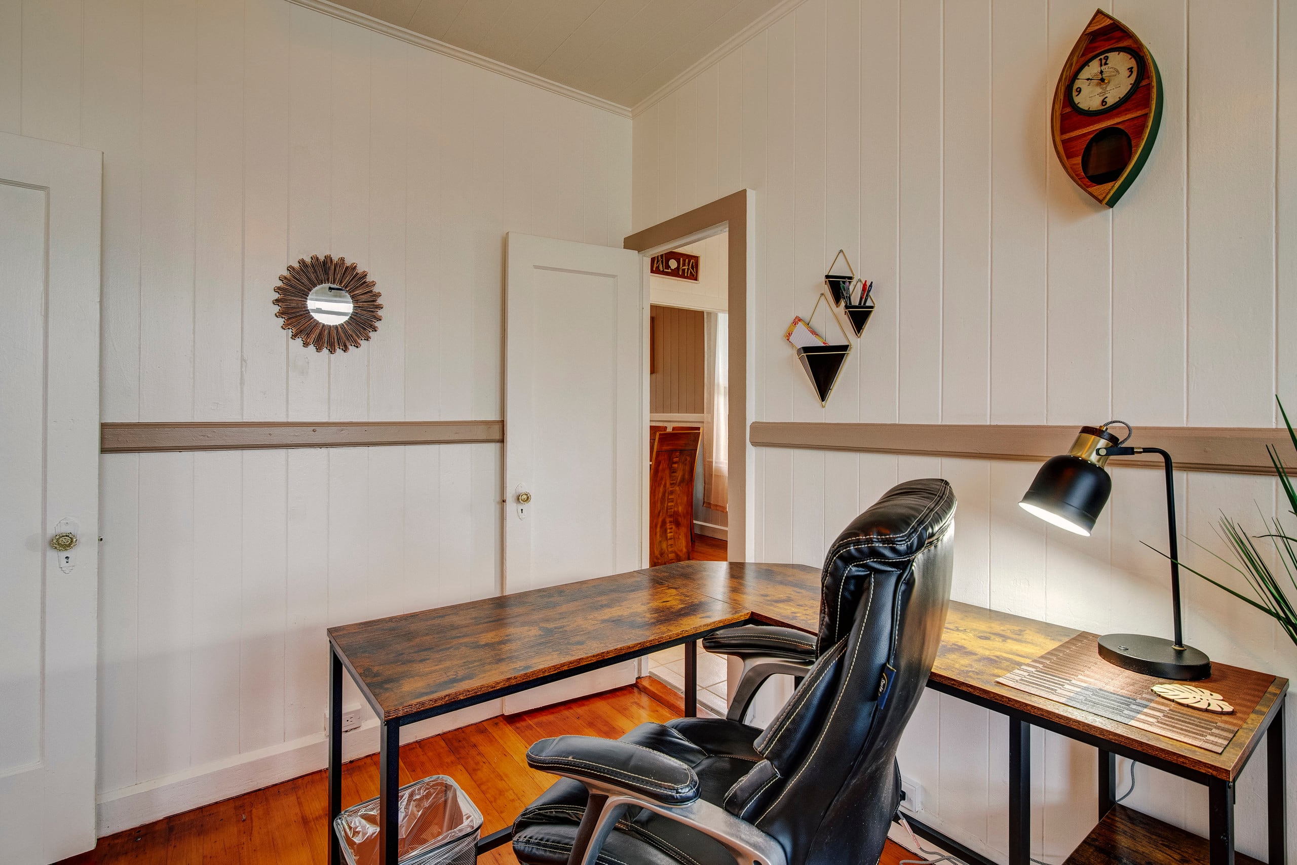 Home in Hilo · ★4.95 · 3 bedrooms · 3 beds · 1 private bath - Image 17