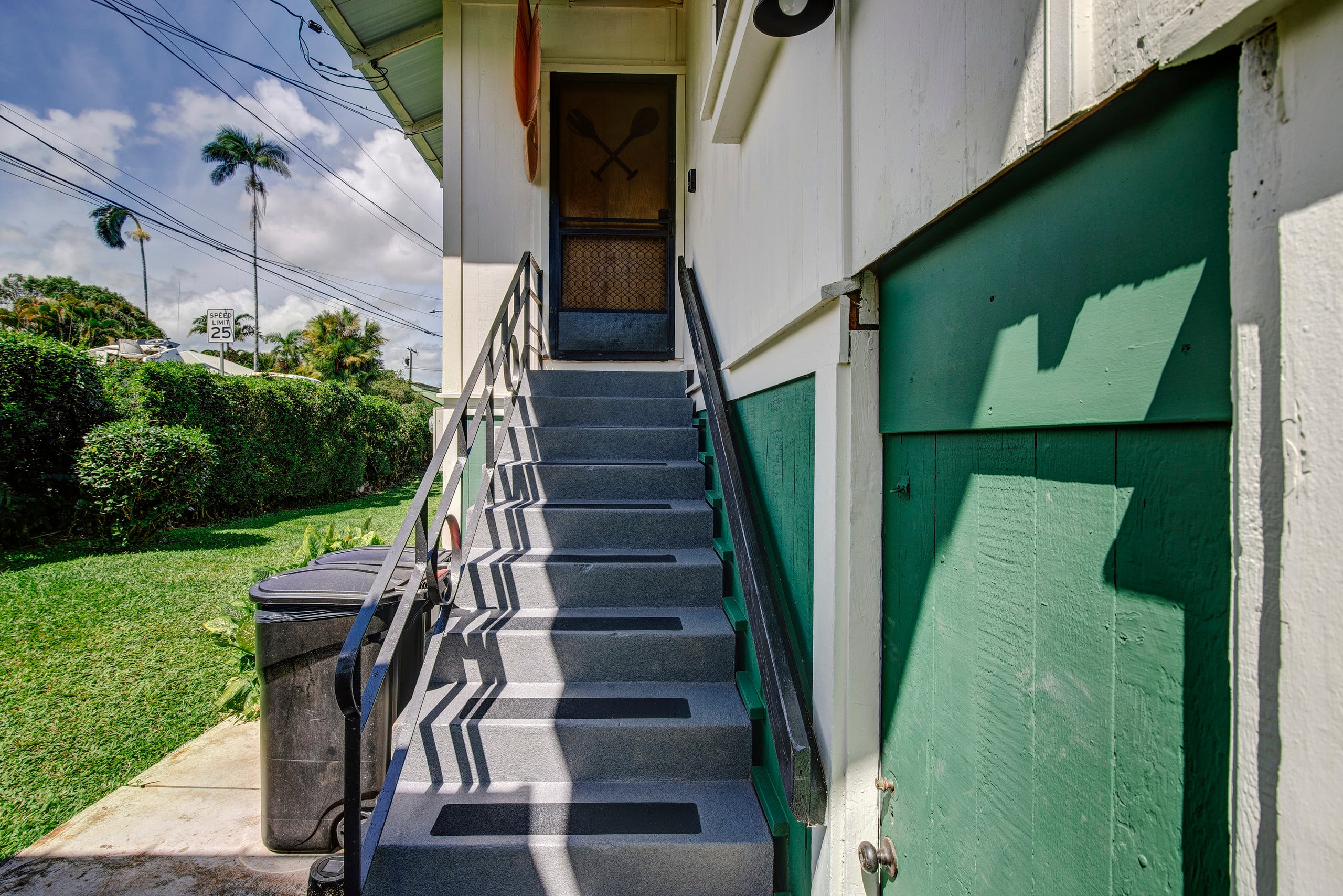 Home in Hilo · ★4.95 · 3 bedrooms · 3 beds · 1 private bath - Image 19