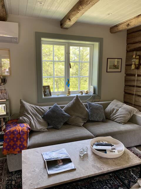 Successful Airbnb property: Helgö flygel, cosy country house 1h south of Sthlm in Södermanlands