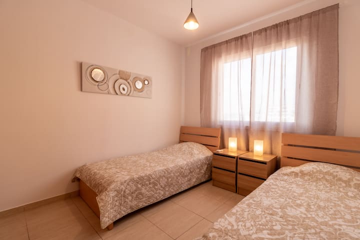 საძინებელი 1
