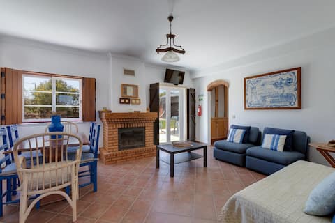 Successful Airbnb property: Sesmarias MEL Twin house for large families in Setúbal