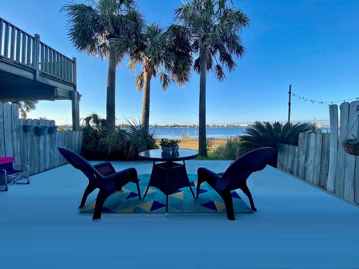 Incredible Pensacola Beach Home-walk Everywhere!