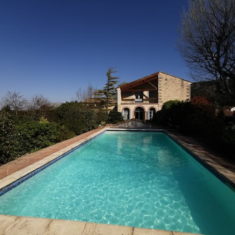 Renovated Provencal Farmhouse with modern luxury