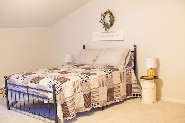 Master bedroom, queen bed. 