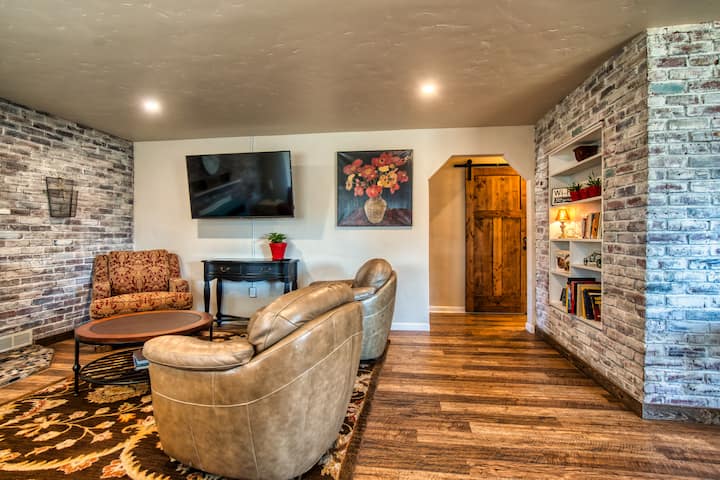 Manito Home&guest Suite, 2 Kitchens, 3bdr Sleeps 9 - Spokane, WA