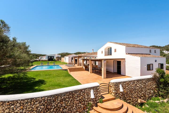 Finca Na Bona de 3 Villas Menorca gallery image 2