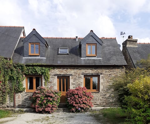 Tranquil & Traditional, Breton Country Cottage