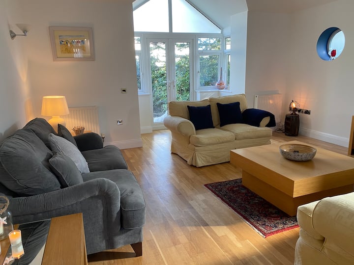 Top 10 Airbnb Vacation Rentals In Southbourne, UK Trip101