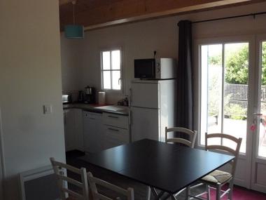 Annonce Airbnb populaire: Lovely Quiet Small House Rated 2 Stars à L'île D'yeu