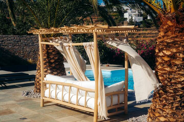 Apollonia Summer Villa gallery image 4