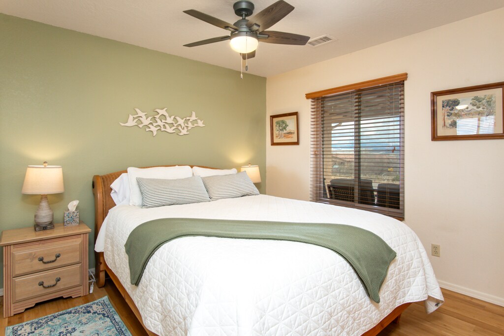 חדר שינה מס '2 עם מיטת קווין סייז