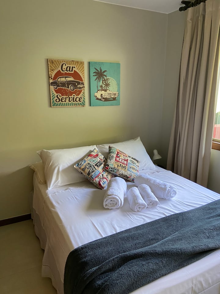 Საძინებელი 2 - სახლის ზედა ნაწილი - ორადგილიანი საწოლი