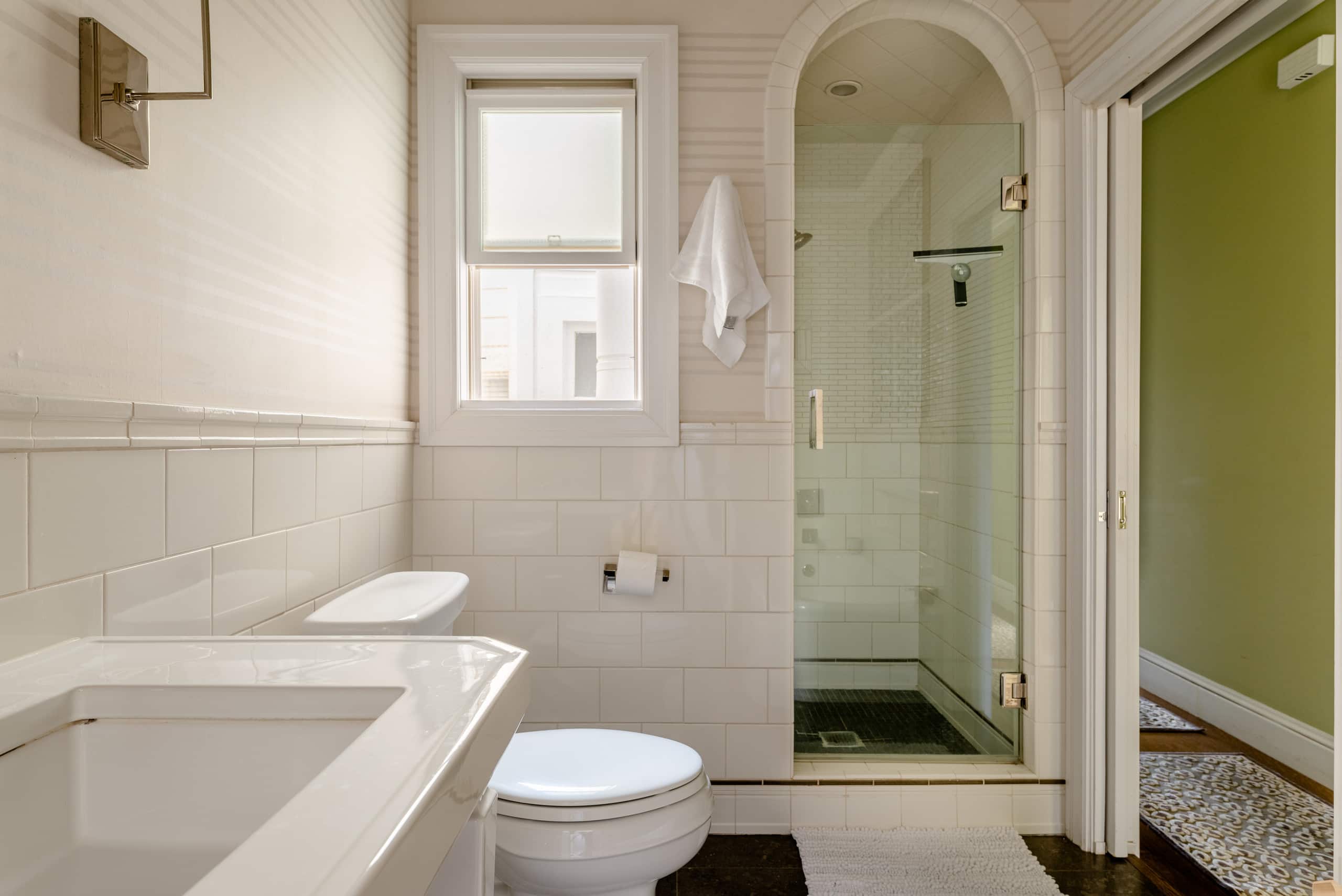 Condo in San Francisco · ★4.98 · 2 bedrooms · 3 beds · 1.5 baths - Image 31