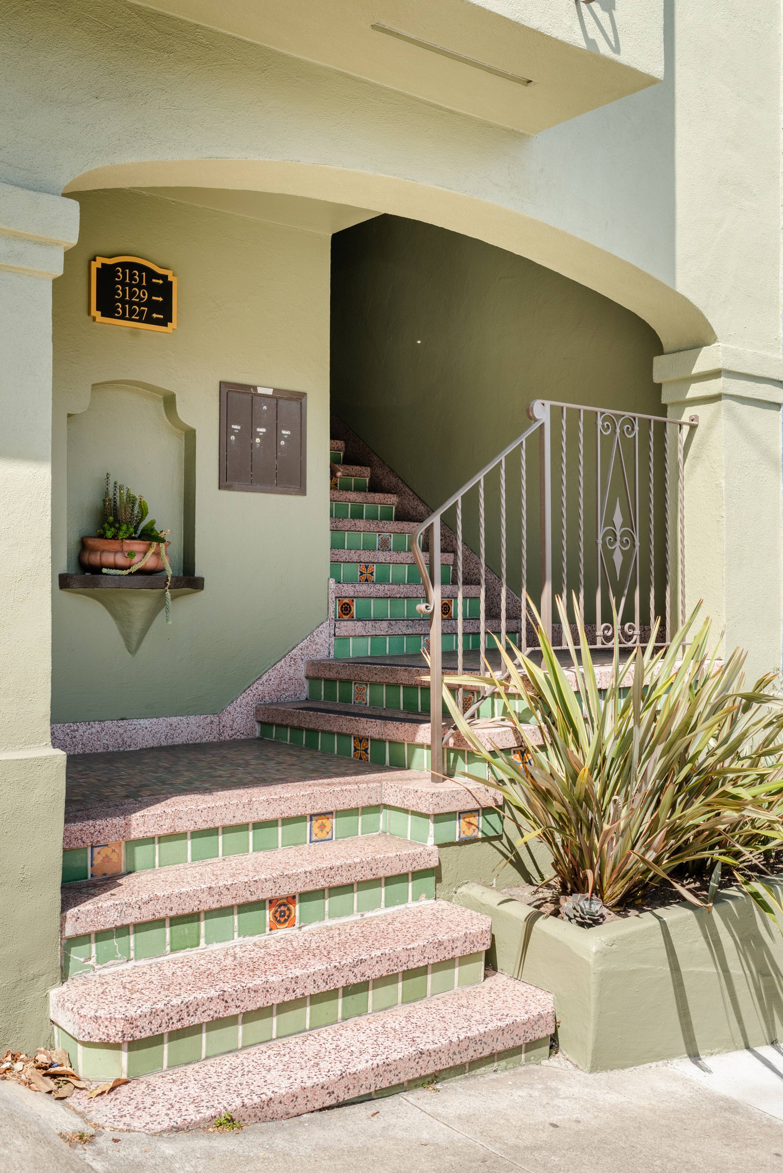Condo in San Francisco · ★4.98 · 2 bedrooms · 3 beds · 1.5 baths - Image 38