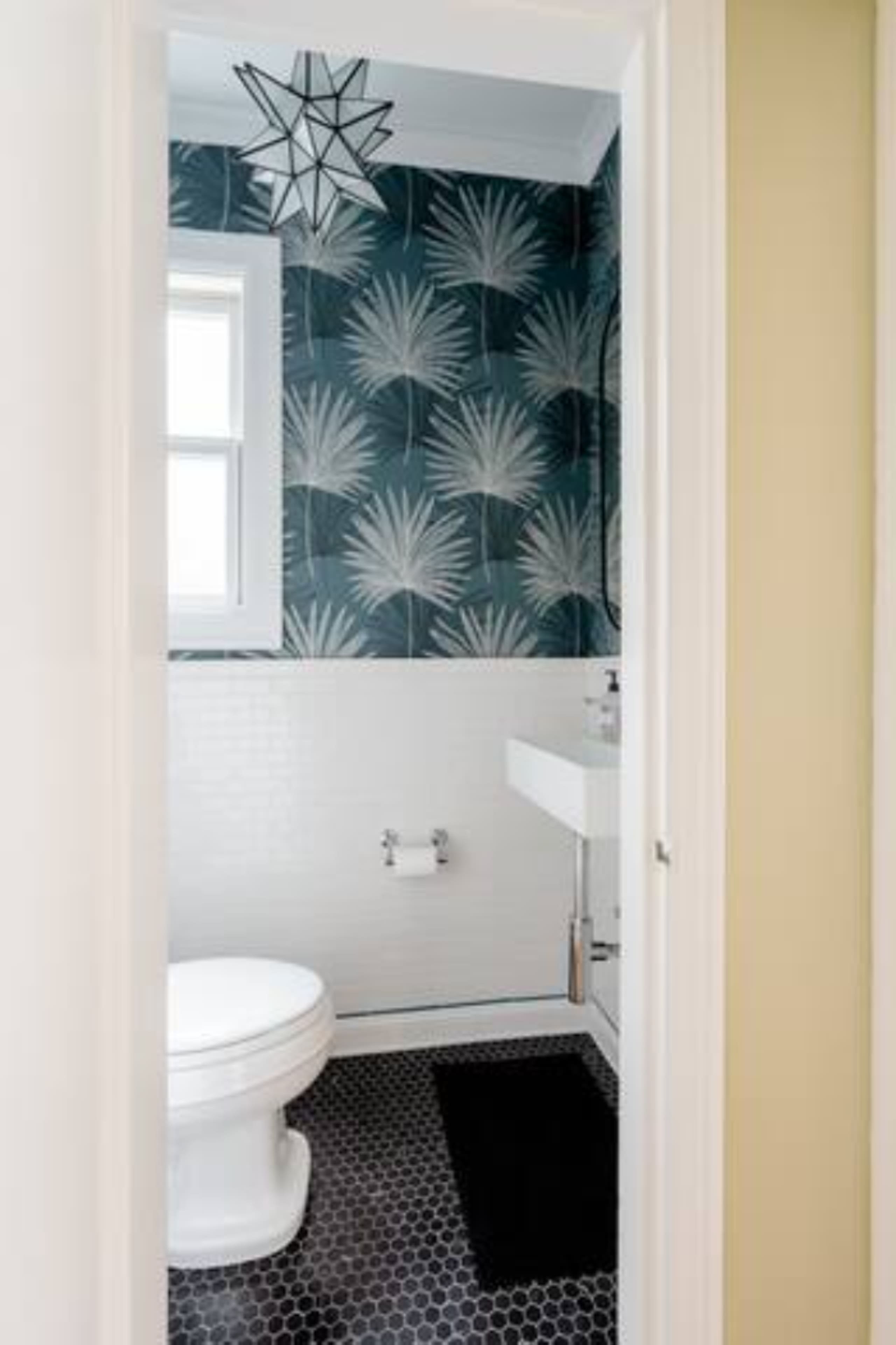 Condo in San Francisco · ★4.98 · 2 bedrooms · 3 beds · 1.5 baths - Image 33