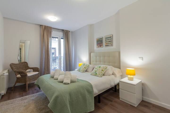 Amplia/moderna vivienda en el corazón de Madrid 1 gallery image 3