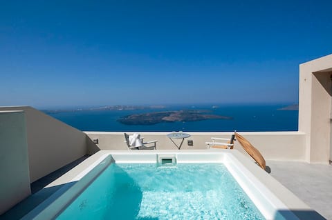 Cave House with Private Heated Jacuzzi