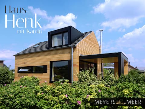 Wooden chalet "HENK" 500 m to the Baltic Sea beach  - with fireplace