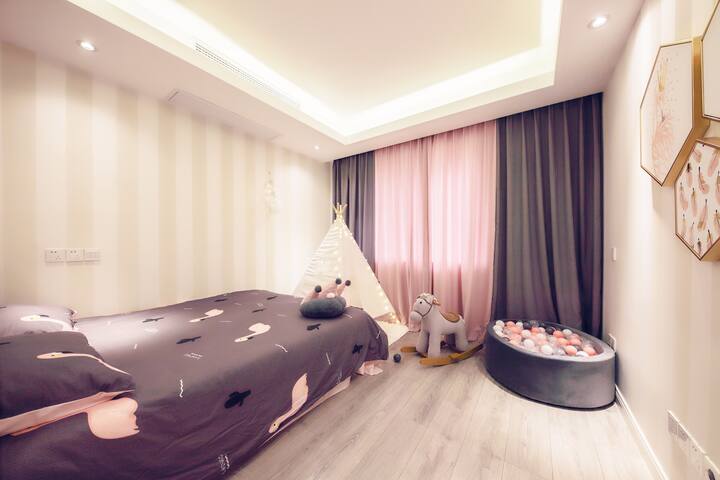 Спалня 2