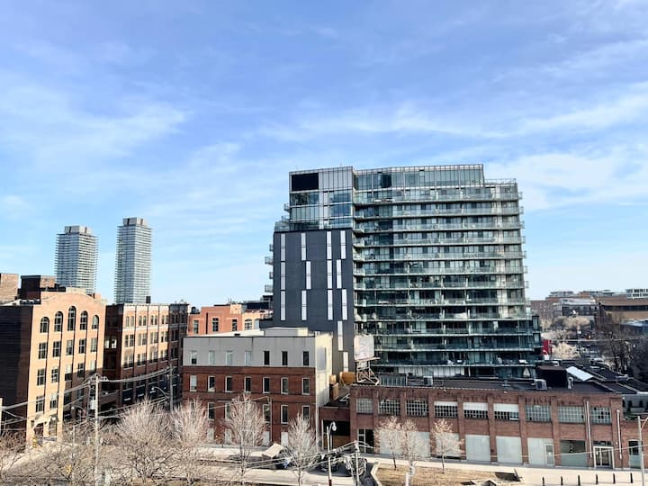 Luxuary Two Bedroom Condo - Downtown Toronto - Toronto